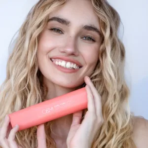 O&M Curl Curl Spray